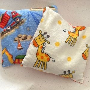 A Set of Boo Boo Bags, Construction/Giraffe.